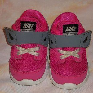 Nike Sneakers Toddler 5c